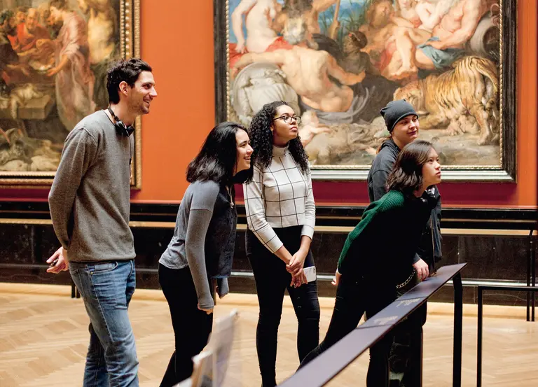 Different price levels and mediums in the global art market
