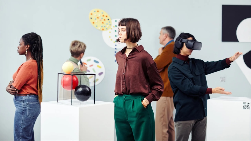 Why Gen Z Still Wants Physical Art Galleries | ArtExpoWorld