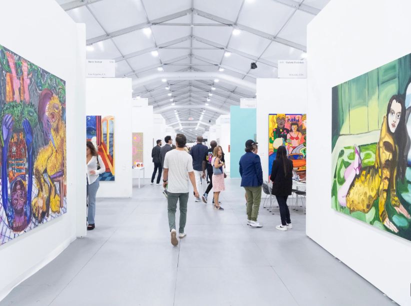 6 Miami Art Week 2026 Fairs: Dates, Locations & Visitor Guide 6 Miami Art Week 2026 Fairs: Dates, Locations & Visitor Guide