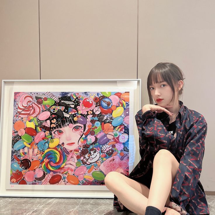 Cheng Cheng introducing her daughter to art collecting