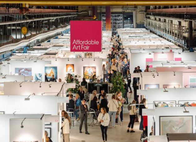 5 Kunstmessen, die sich im November 2026 zu besuchen lohnen: Termine & Leitfaden