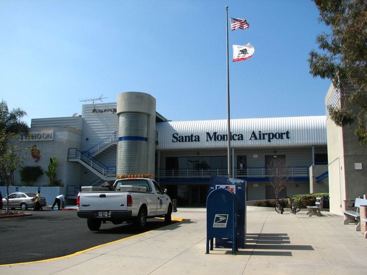 Santa Monica Airport, Los Angeles, USA